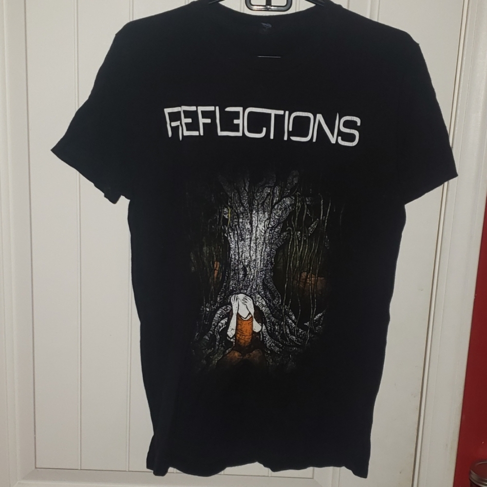 REFLECTIONS BAND TEE